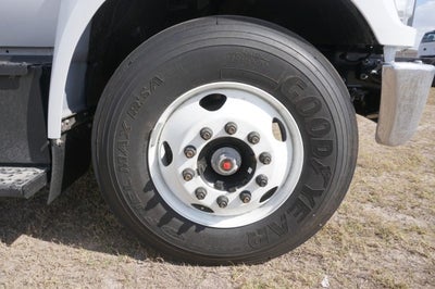 2027 Ford F-650 Straight Frame Base