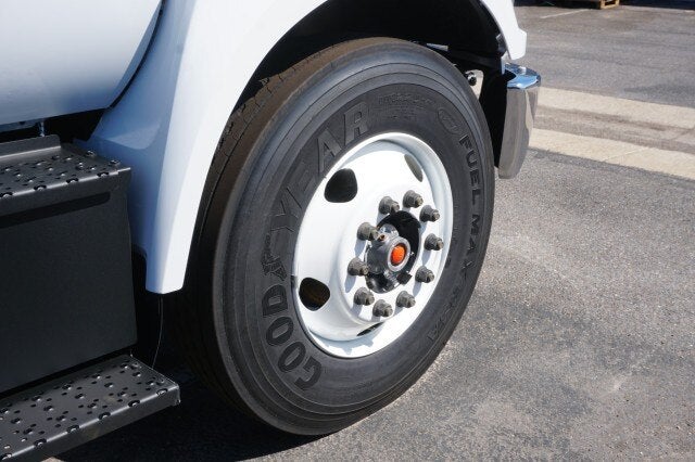 2027 Ford F-750 Straight Frame F-750 SD Diesel Straight Frame