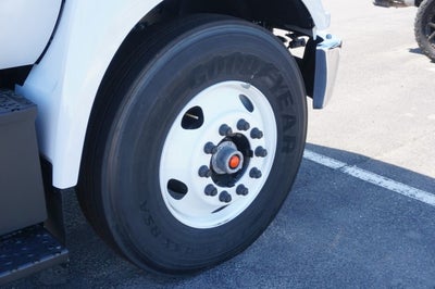 2027 Ford F-750 Straight Frame Base