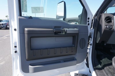 2027 Ford F-750 Straight Frame Base