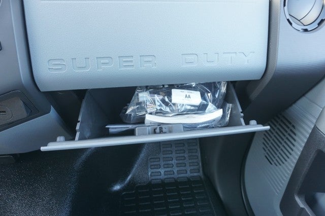 2027 Ford F-750 Straight Frame Base