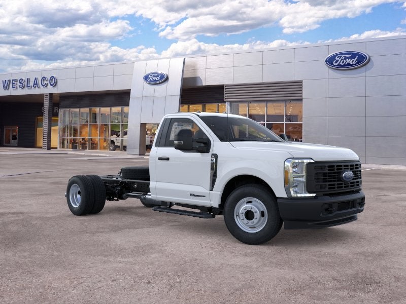 2026 Ford Super Duty F-350 DRW XL