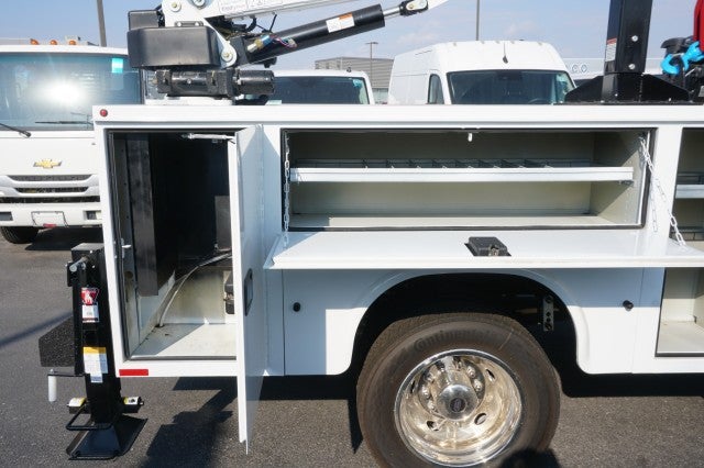 2025 Ford Super Duty F-450 DRW XL