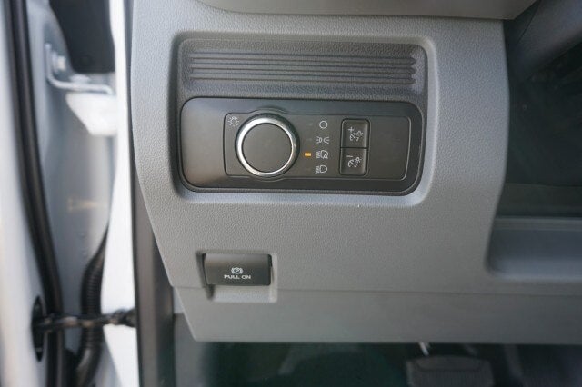 2025 Ford Super Duty F-550 DRW XL