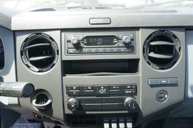 2027 Ford F-750 Straight Frame Base