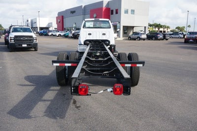 2027 Ford F-750 Straight Frame Base