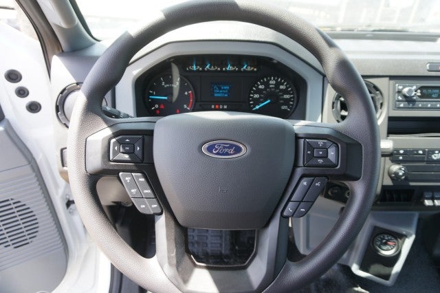 2027 Ford F-750 Straight Frame Base