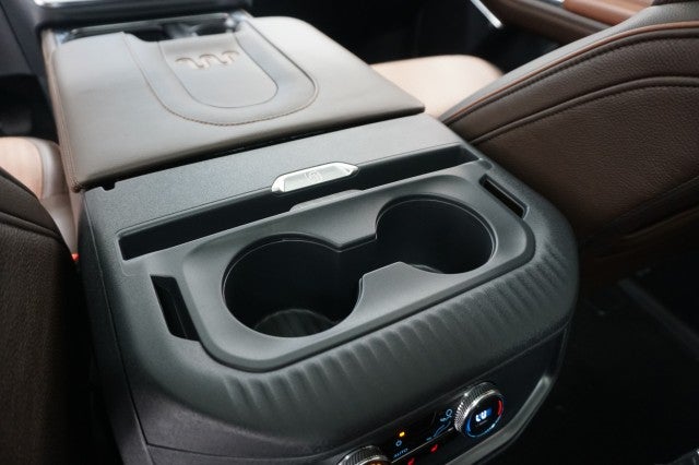 2027 Ford Expedition King Ranch