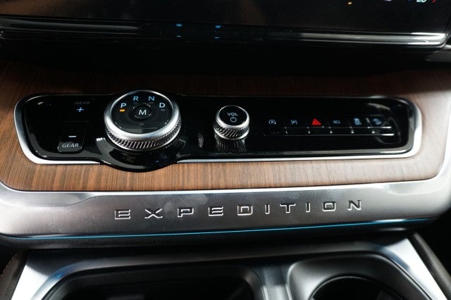 2027 Ford Expedition King Ranch