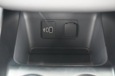 2027 Ford Explorer Active w/200A Pkg
