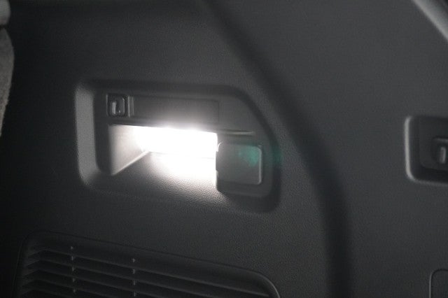 2027 Ford Explorer Active w/200A Pkg