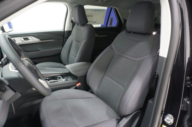 2026 Ford Explorer Active w/100A Pkg