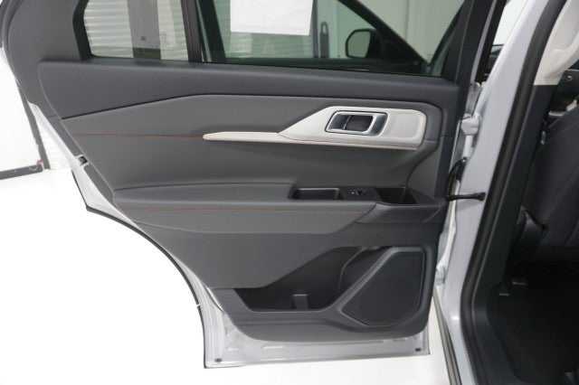 2026 Ford Explorer Active w/100A Pkg