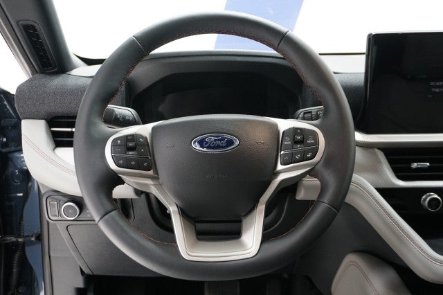 2027 Ford Explorer Active w/200A Pkg
