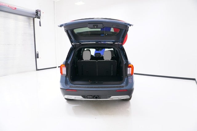 2027 Ford Explorer Active w/200A Pkg