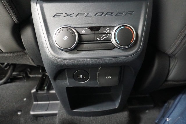 2027 Ford Explorer Active w/200A Pkg