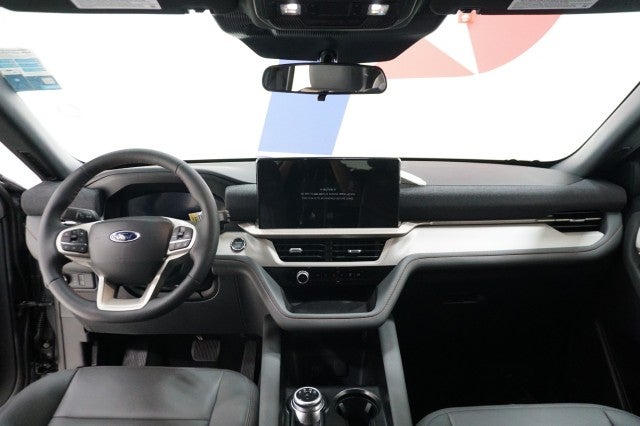2027 Ford Explorer Active w/200A Pkg