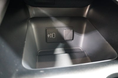 2027 Ford Explorer Active w/200A Pkg