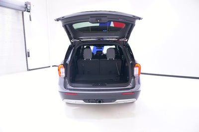 2027 Ford Explorer Active w/200A Pkg