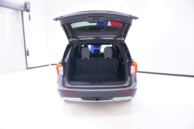 2027 Ford Explorer Active w/200A Pkg