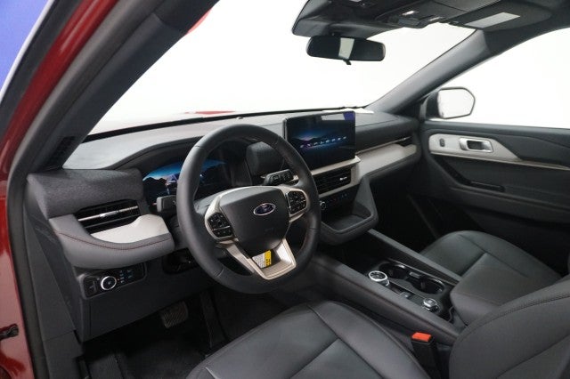 2027 Ford Explorer Active w/200A Pkg