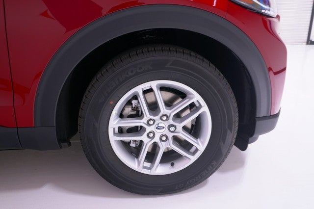 2027 Ford Explorer Active w/200A Pkg