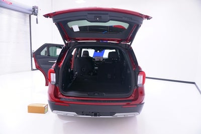 2027 Ford Explorer Active w/200A Pkg