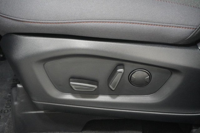 2027 Ford Explorer Active w/200A Pkg