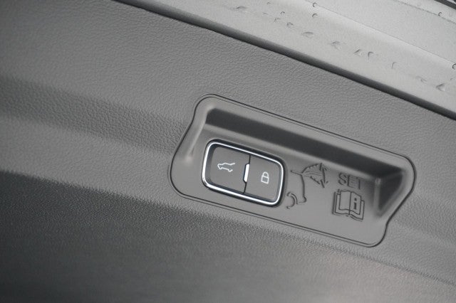 2027 Ford Explorer Active w/200A Pkg
