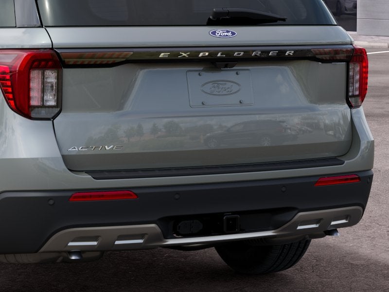 2027 Ford Explorer Active w/200A Pkg