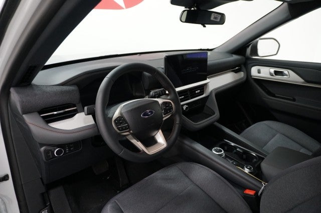 2027 Ford Explorer Active w/200A Pkg