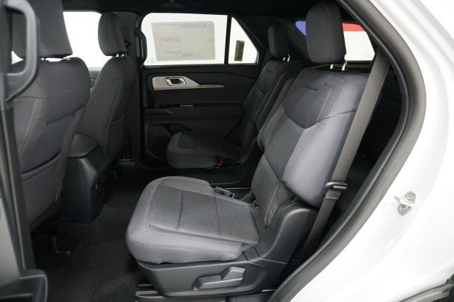 2027 Ford Explorer Active w/200A Pkg