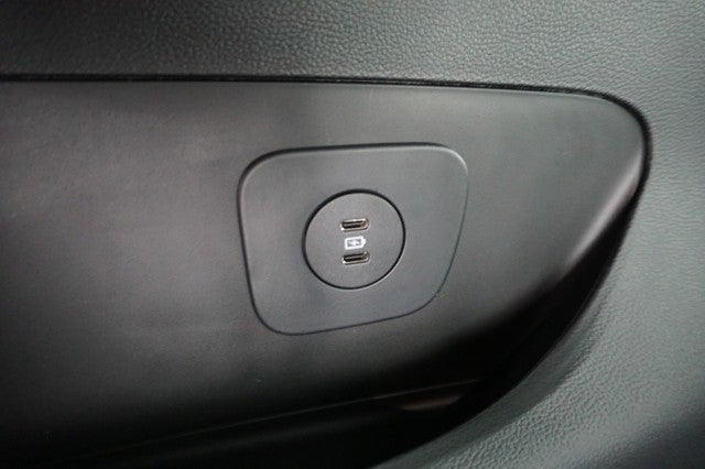 2027 Ford Explorer Active w/200A Pkg