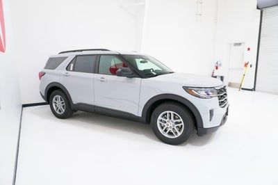 2027 Ford Explorer Active w/200A Pkg