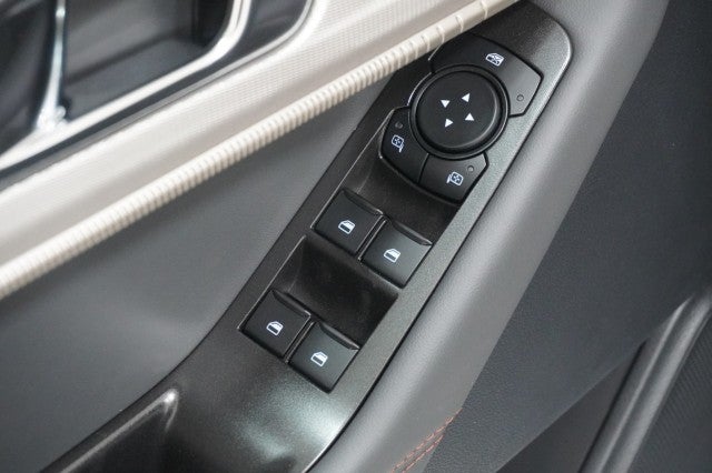 2027 Ford Explorer Active w/200A Pkg