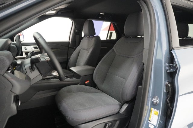2027 Ford Explorer Active w/200A Pkg