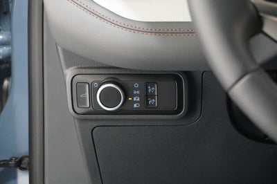 2027 Ford Explorer Active w/200A Pkg