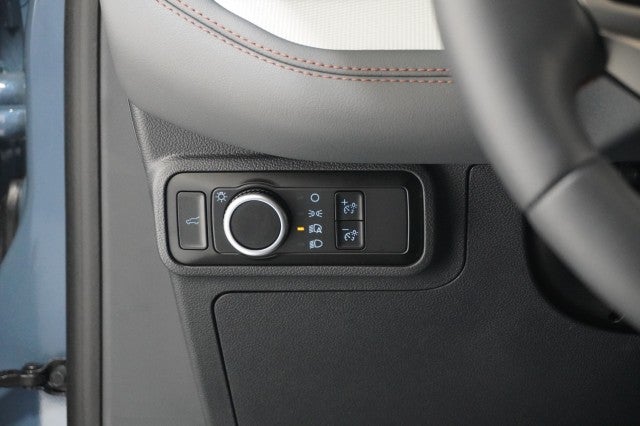 2027 Ford Explorer Active w/200A Pkg