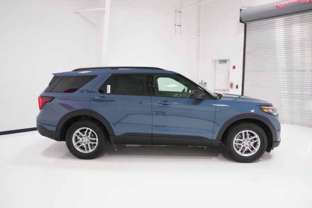 2027 Ford Explorer Active w/200A Pkg