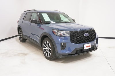 2025 Ford Explorer ST-Line