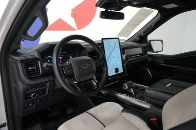 2023 Ford F-150 Lightning LARIAT