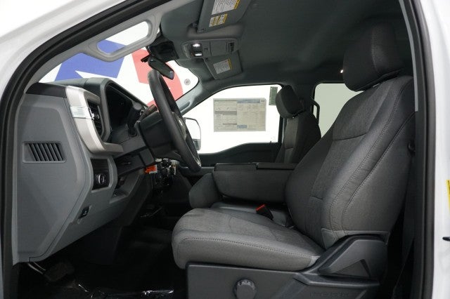 2026 Ford Super Duty F-250 SRW STX