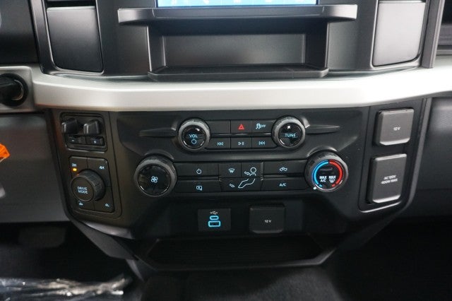 2026 Ford Super Duty F-250 SRW STX
