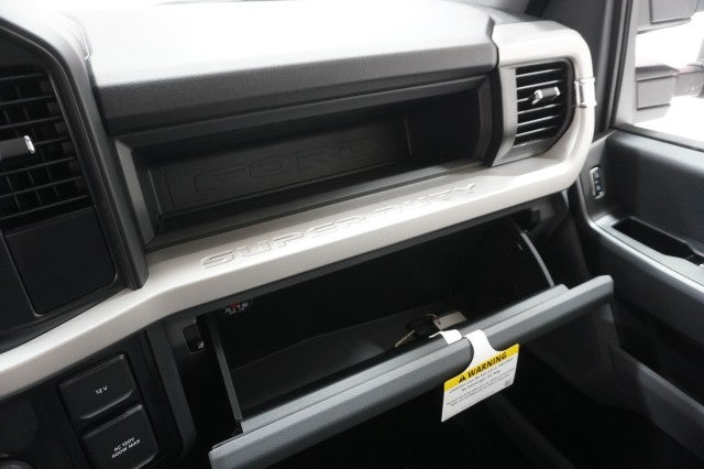 2026 Ford Super Duty F-250 SRW STX