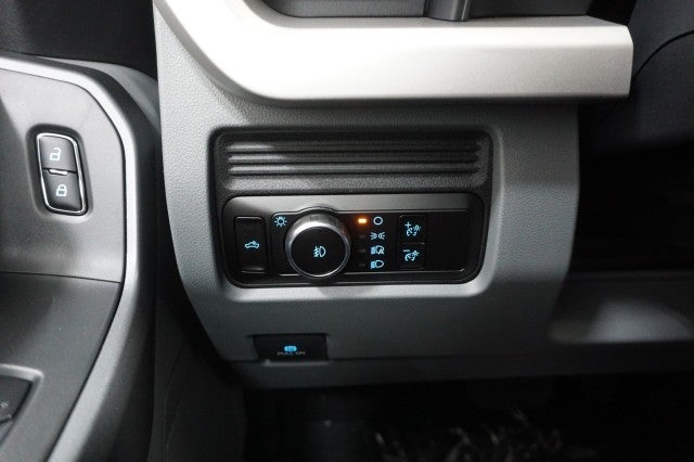2026 Ford Super Duty F-250 SRW STX