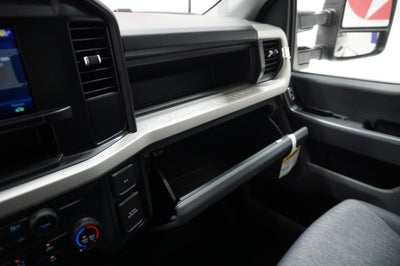 2027 Ford Super Duty F-250 SRW XL