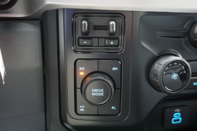 2026 Ford Super Duty F-250 SRW STX