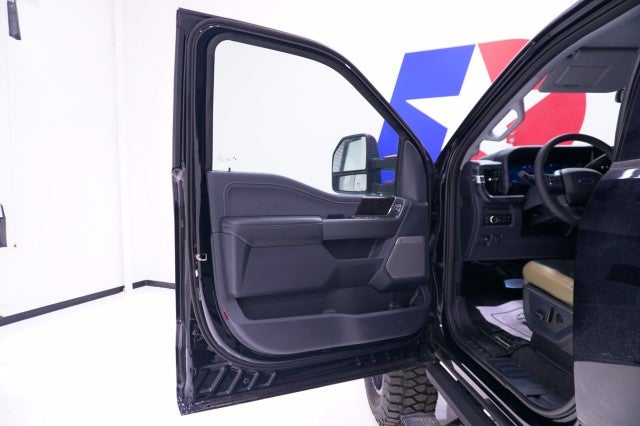 2026 Ford Super Duty F-250 SRW BLACK OPS