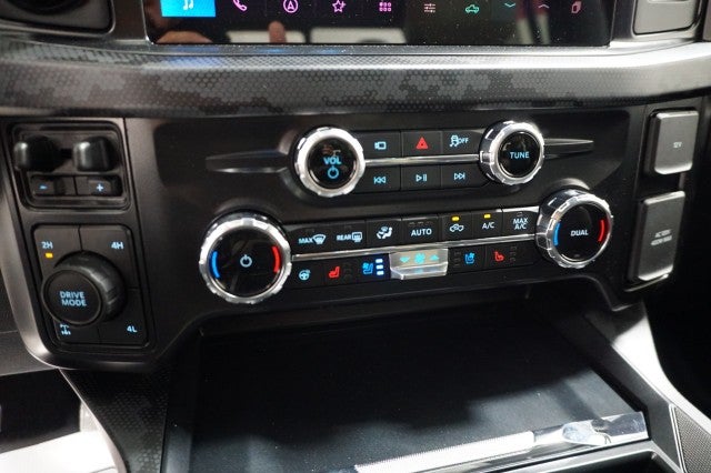 2026 Ford Super Duty F-250 SRW BLACK OPS