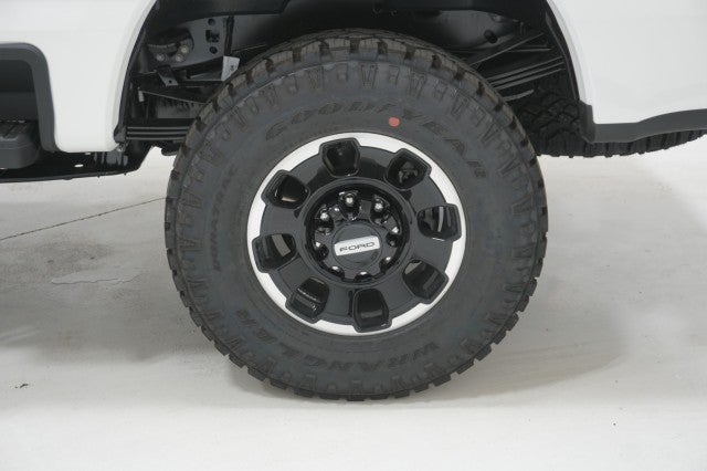 2025 Ford Super Duty F-250 SRW Platinum